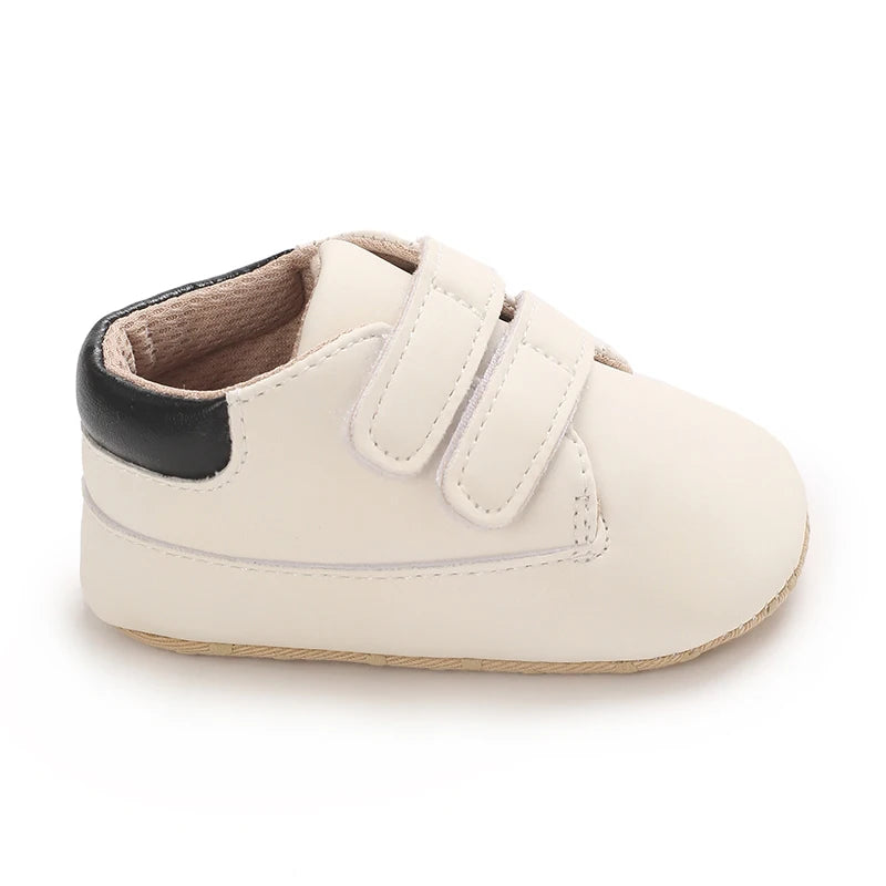 Newborn Baby Shoes Classic Leather Soft Soles Non Slip Toddler Walking Shoes for Boys and Girls 0-18M First Step Walking Shoes