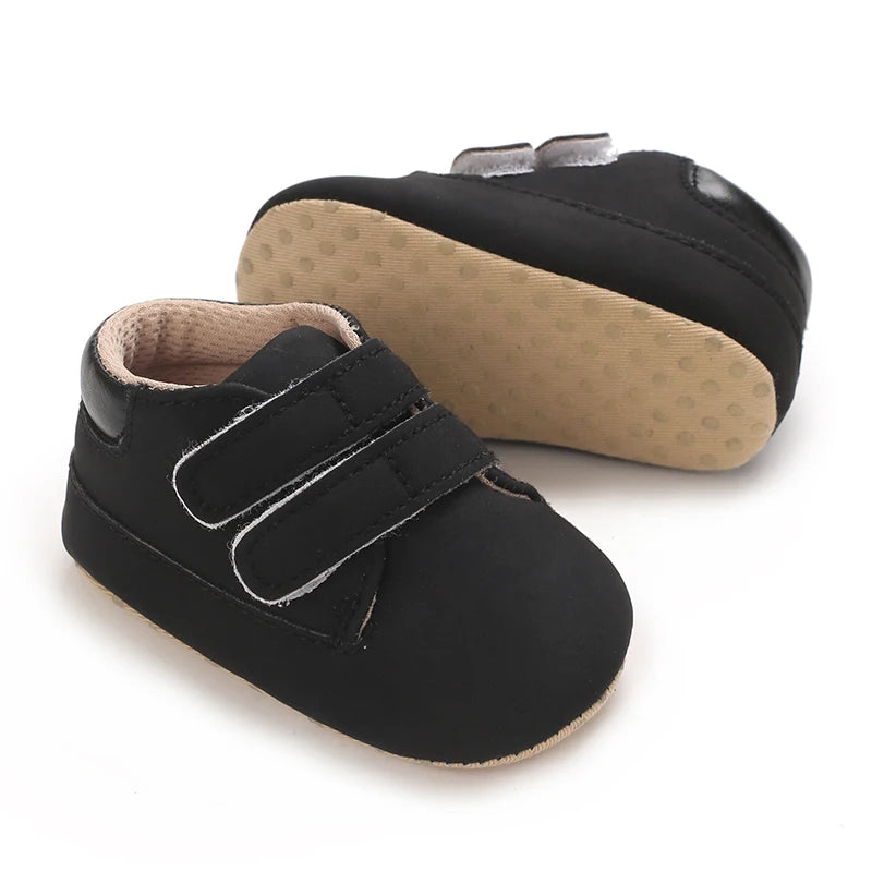 Newborn Baby Shoes Classic Leather Soft Soles Non Slip Toddler Walking Shoes for Boys and Girls 0-18M First Step Walking Shoes