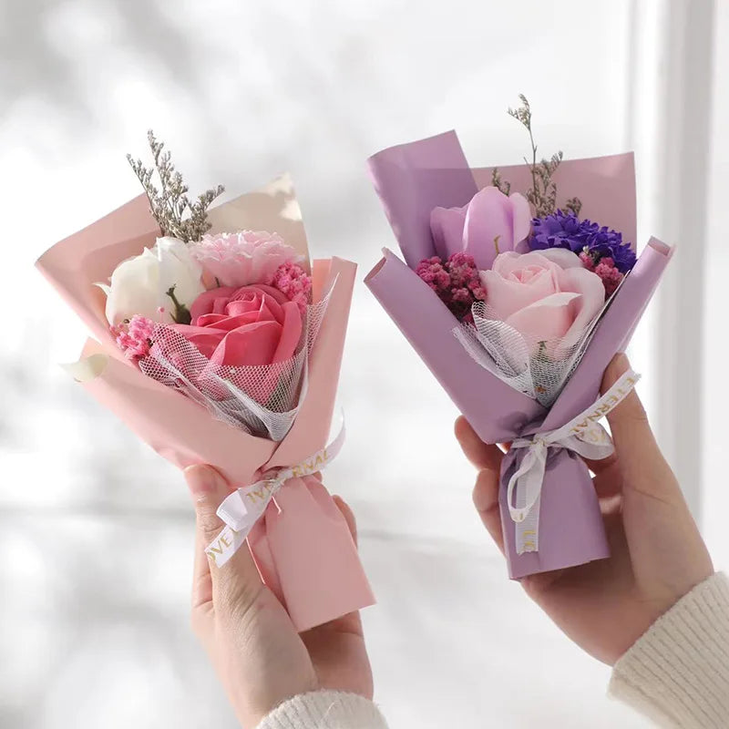 Mother's Day Gift Mini Dried Roses Decorative Small Bouquet Carnations Eternal Flowers Holiday Accompaniment Gift