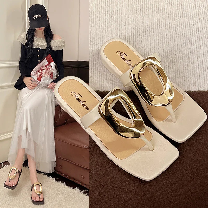 Women Sandals Summer Fashion Beach Slippers Open Toe Metal Casual Shoes Female Outdoor Wear Square Head Ladies Shoes