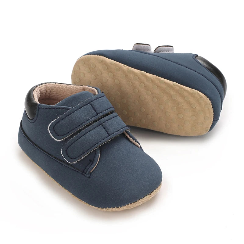 Newborn Baby Shoes Classic Leather Soft Soles Non Slip Toddler Walking Shoes for Boys and Girls 0-18M First Step Walking Shoes