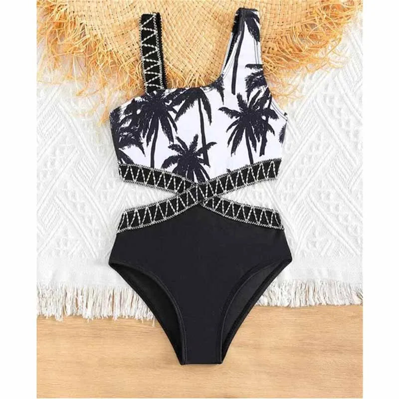 Mother Daughter Swimwear Father Son Swimsuit  Family Matching Suits Summer Bikini New Kids Prints Clothes Boys Beach Shorts