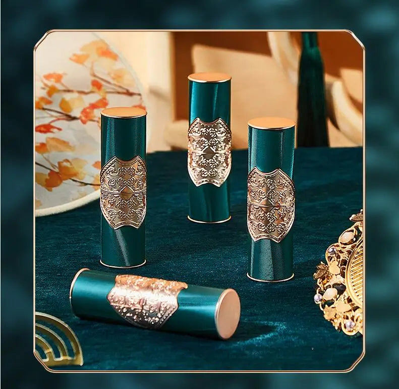 Makeup Lipstick set carved Nude Li pstick Matte Velvet Long Lasting easy to color non-stick cup lip glaze