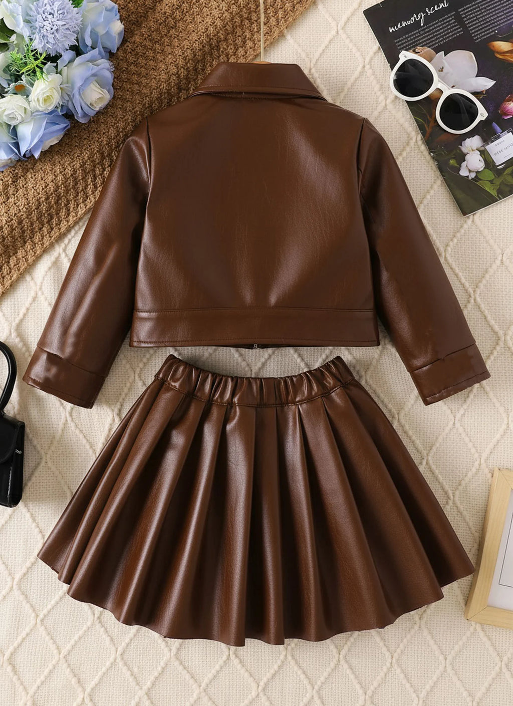 Children's Clothing for Girls, Spring and Autumn Stylish Pu Jacket and Versatile Short Skirt Two-Piece Set, New Fashion Street-Style Cool Half Skirt, Easy to Clean, New Versatile Pu Leather Outfit