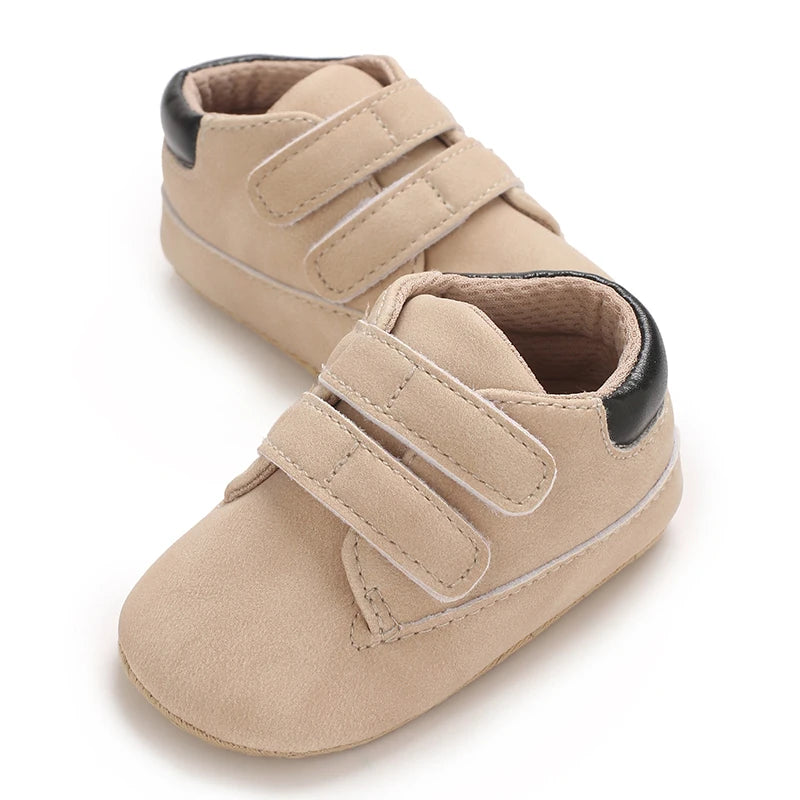Newborn Baby Shoes Classic Leather Soft Soles Non Slip Toddler Walking Shoes for Boys and Girls 0-18M First Step Walking Shoes