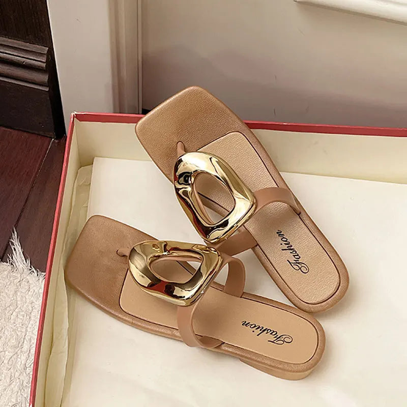 Women Sandals Summer Fashion Beach Slippers Open Toe Metal Casual Shoes Female Outdoor Wear Square Head Ladies Shoes