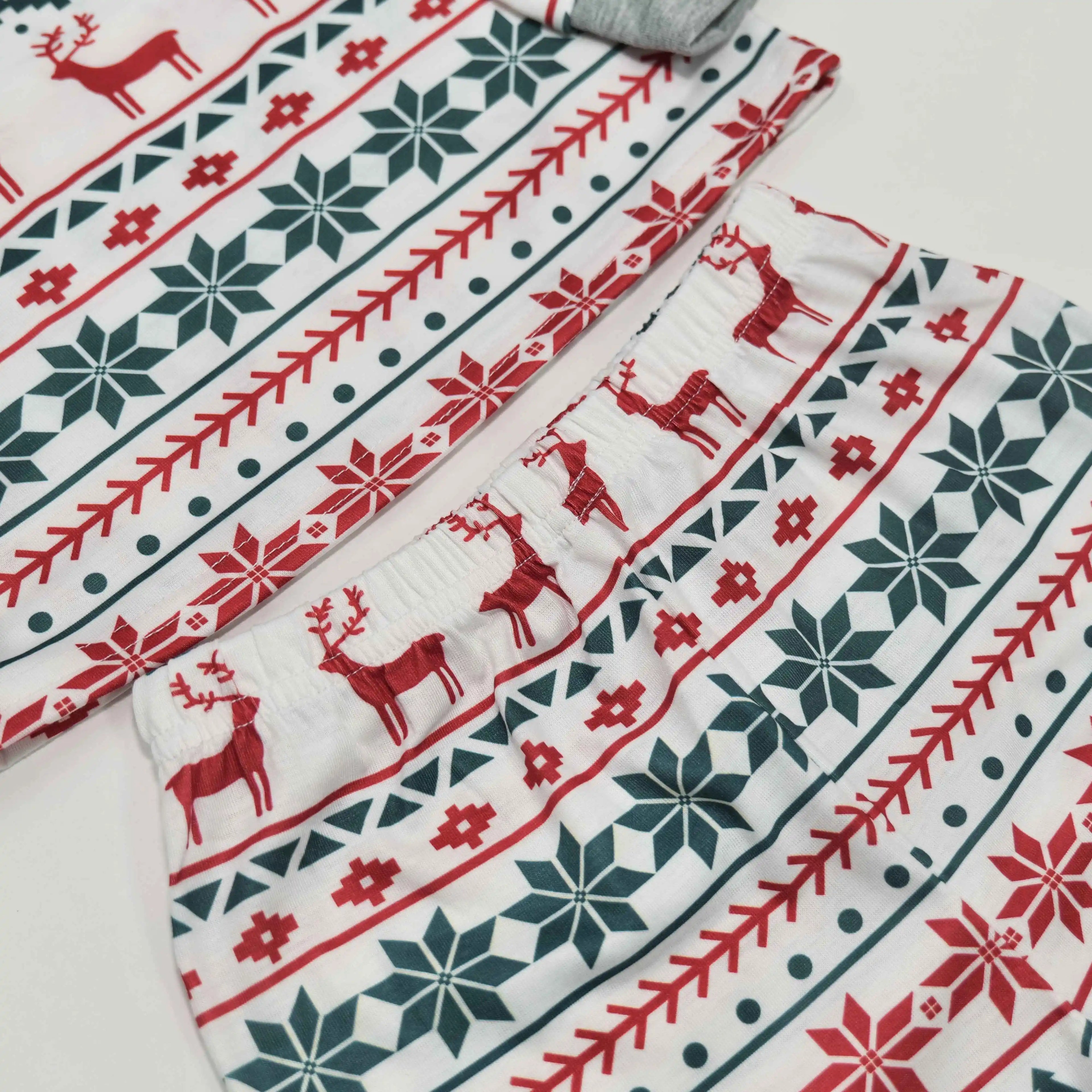 Family Christmas Pajamas Set Allover Print Sleepwear Full Sleeve O Neck 2 Pieces Suit Mom Dad Kids Matching Clothes Xmas Look