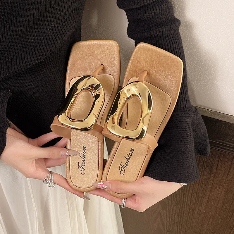 Women Sandals Summer Fashion Beach Slippers Open Toe Metal Casual Shoes Female Outdoor Wear Square Head Ladies Shoes
