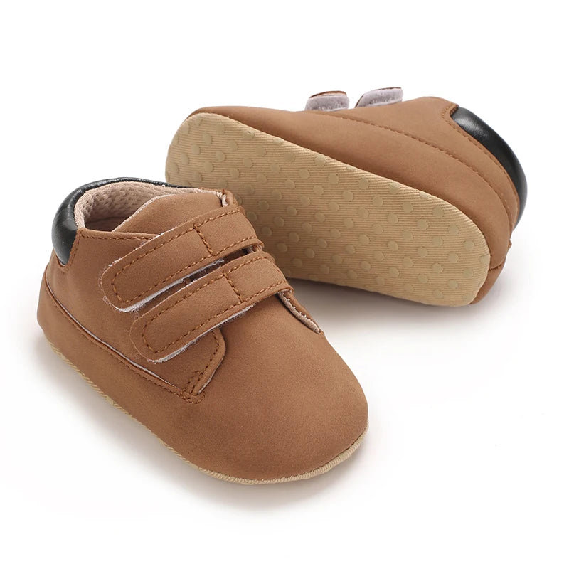 Newborn Baby Shoes Classic Leather Soft Soles Non Slip Toddler Walking Shoes for Boys and Girls 0-18M First Step Walking Shoes