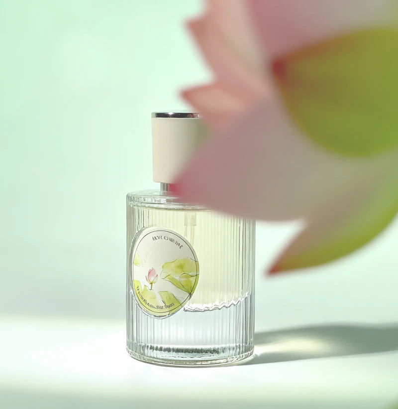 Fresh Lotus Perfume, long-lasting floral and woody fragrance, Oriental beauty, blended with lotus and jasmine,
