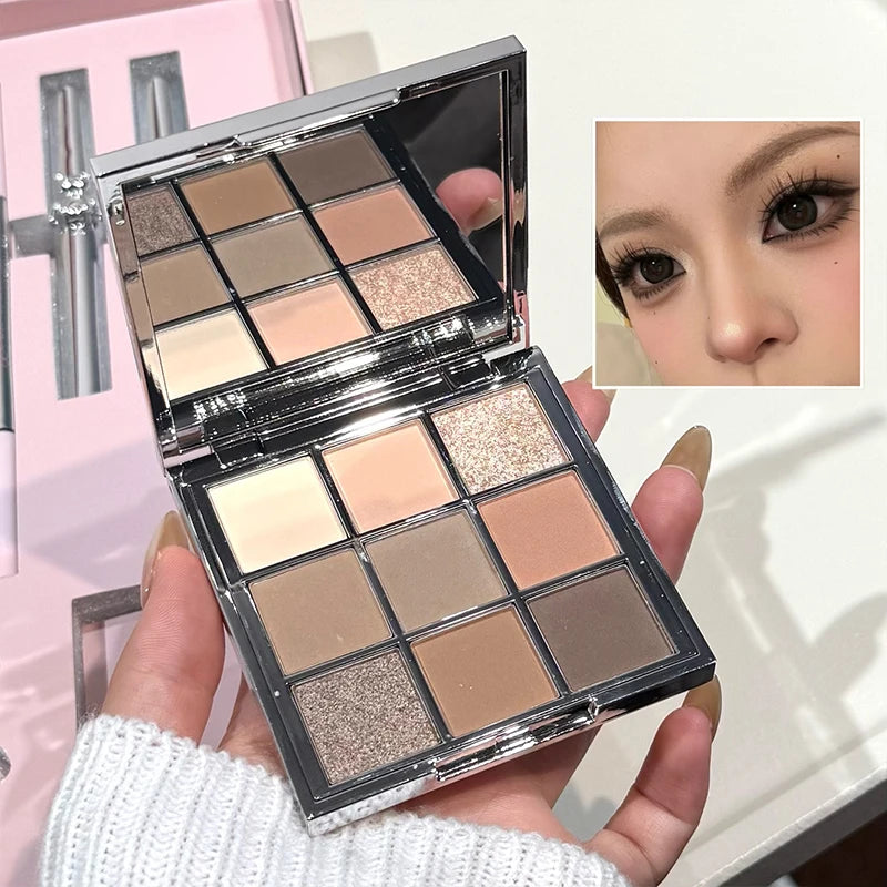 Marie Set de Maquillaje Facial Art Value — Incluye 4 Lip Mud, Lápiz de Cejas, Máscara, Tinte de Cejas, Polvo Compacto, Rubor, Contorno y Sombras de Ojos