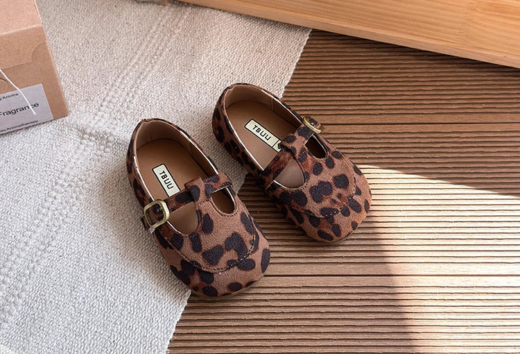 Girls Leather Shoes Toddlers Flats Princess Sweet Little Kids Soft Shoes T-strap Retro Classic Children's Dress Shoes for Party