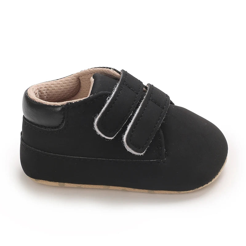 Newborn Baby Shoes Classic Leather Soft Soles Non Slip Toddler Walking Shoes for Boys and Girls 0-18M First Step Walking Shoes