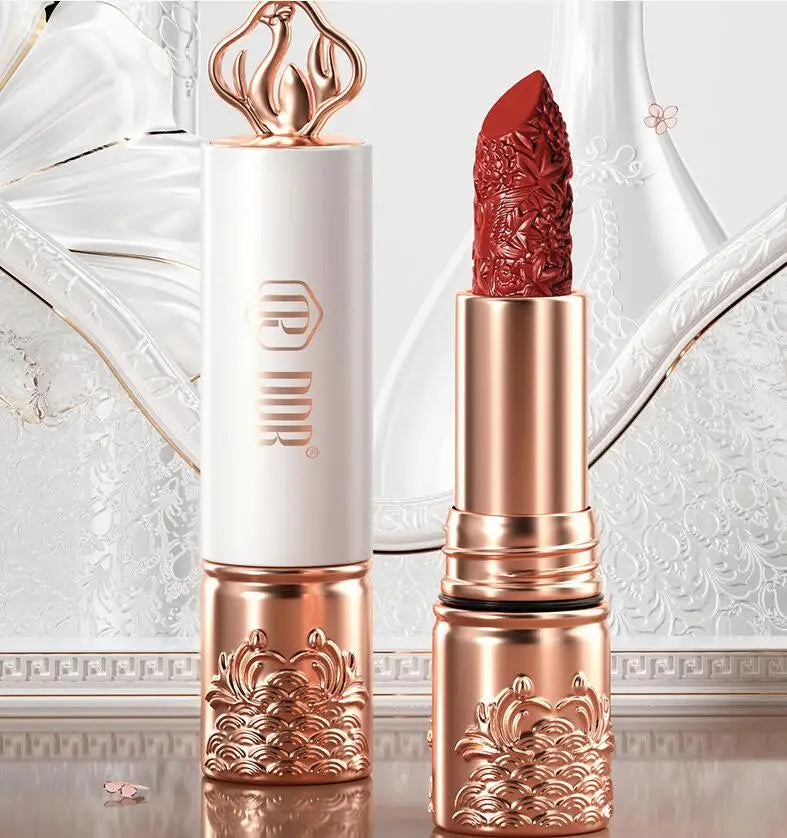 Makeup Lipstick set carved Nude Li pstick Matte Velvet Long Lasting easy to color non-stick cup lip glaze